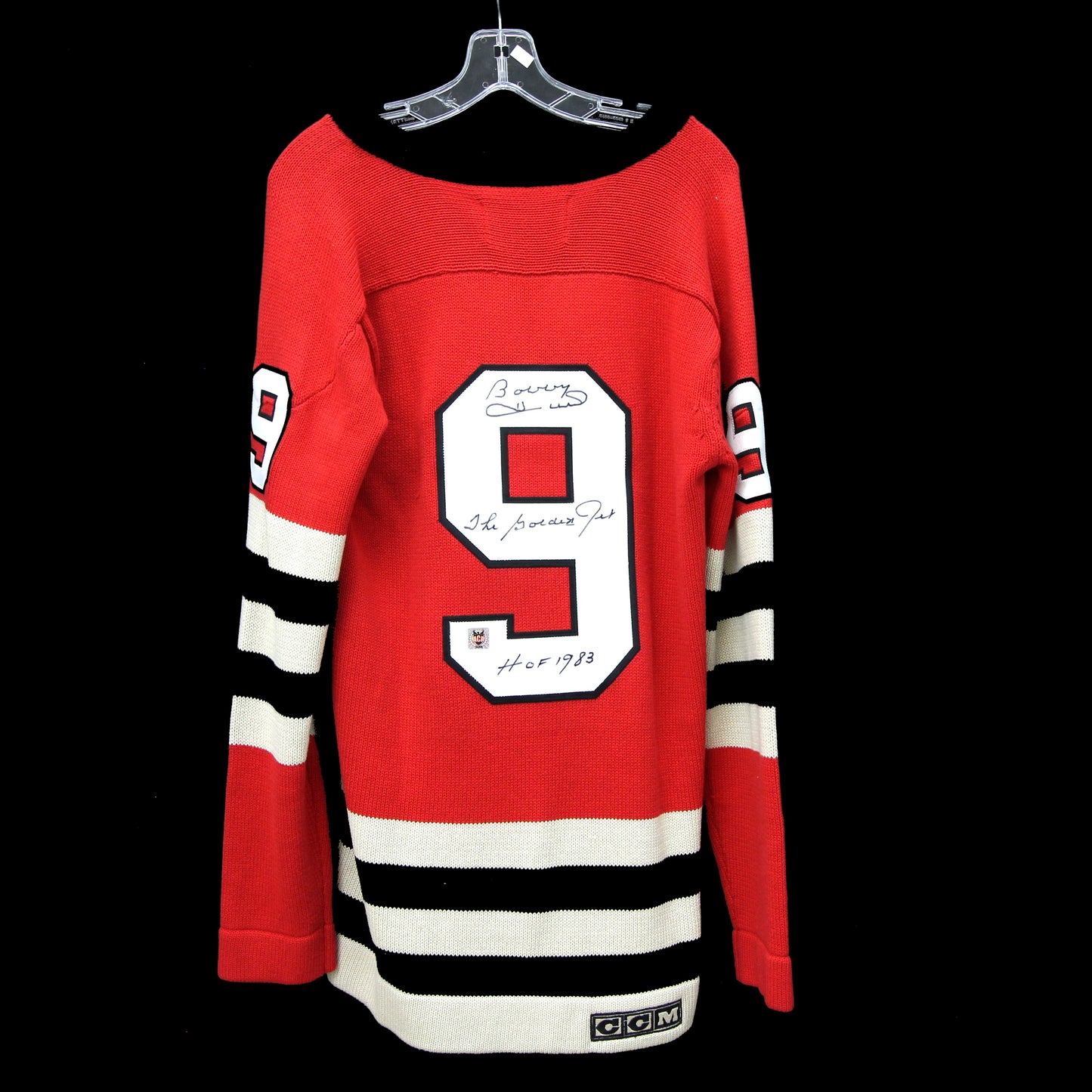 Bobby Hull - Black Hawks - Autographed Jersey / Chandail autographié