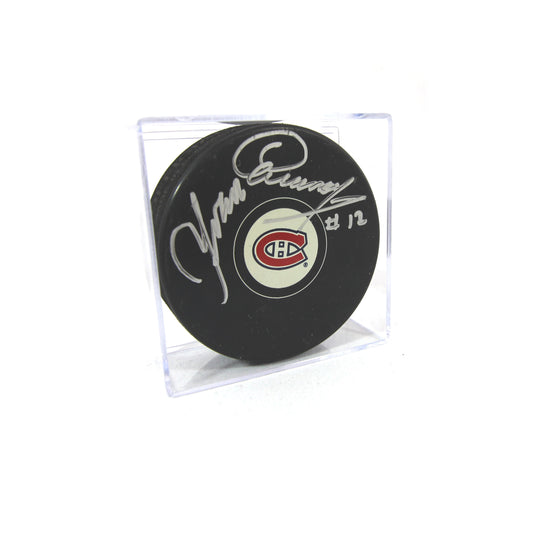 Yvan Cournoyer Autographed Puck / Rondelle autographiée